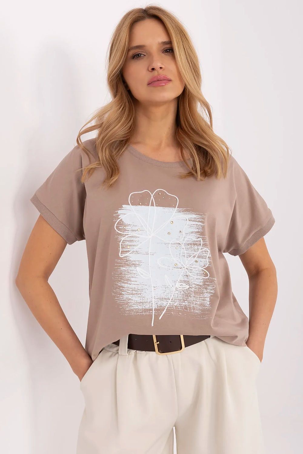 Blouse model 210651 Relevance